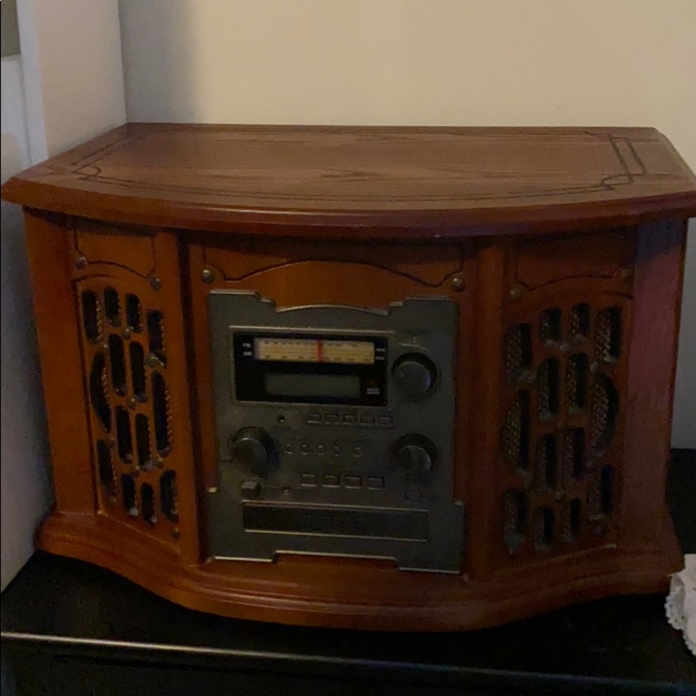 AM/FM Cassette player,CD player/recorder/turntable